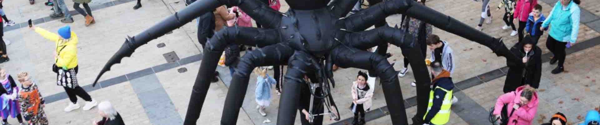 Meet-And-Greet-Halloween-Entertainers