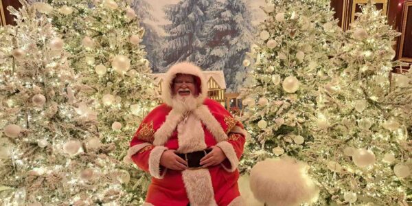 Real-Bearded-Santa-Claus-Corporate-Christmas-Events