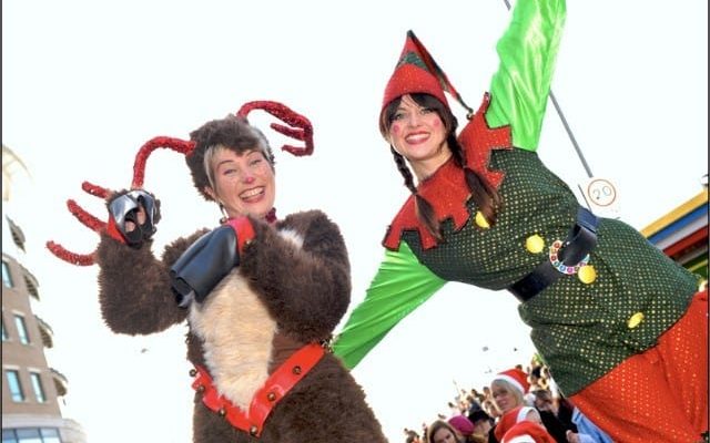 Reindeer-Stilt-Walkers Reindeer-Stilt-Walkers