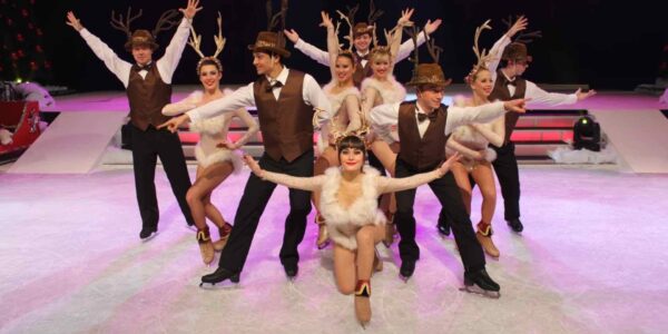 Reindeer-Themed-Ice-Skaters