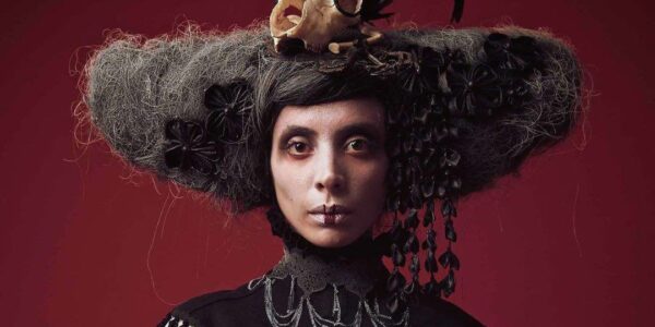 Roaming-Halloween-Stilt-Performer