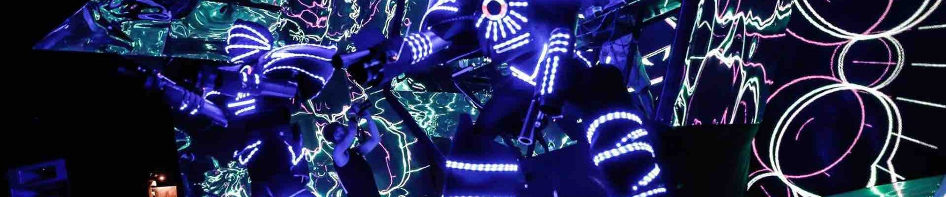 Robot-Walkabout-LED-Entertainers Robot-Walkabout-LED-Entertainers