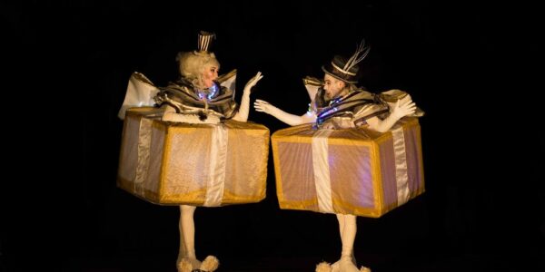 Roller-Skating-LED-Presents