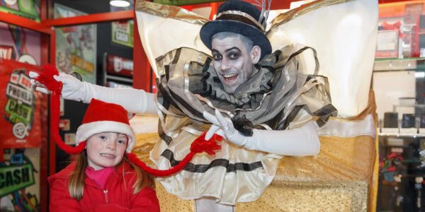 Roller-Skating-LED-Presents-Children-Entertainment