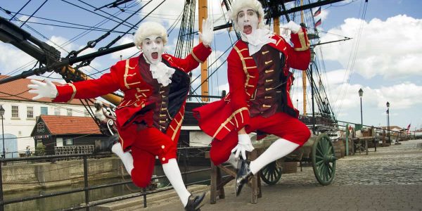 Royal-Footmen-Mime-Artists