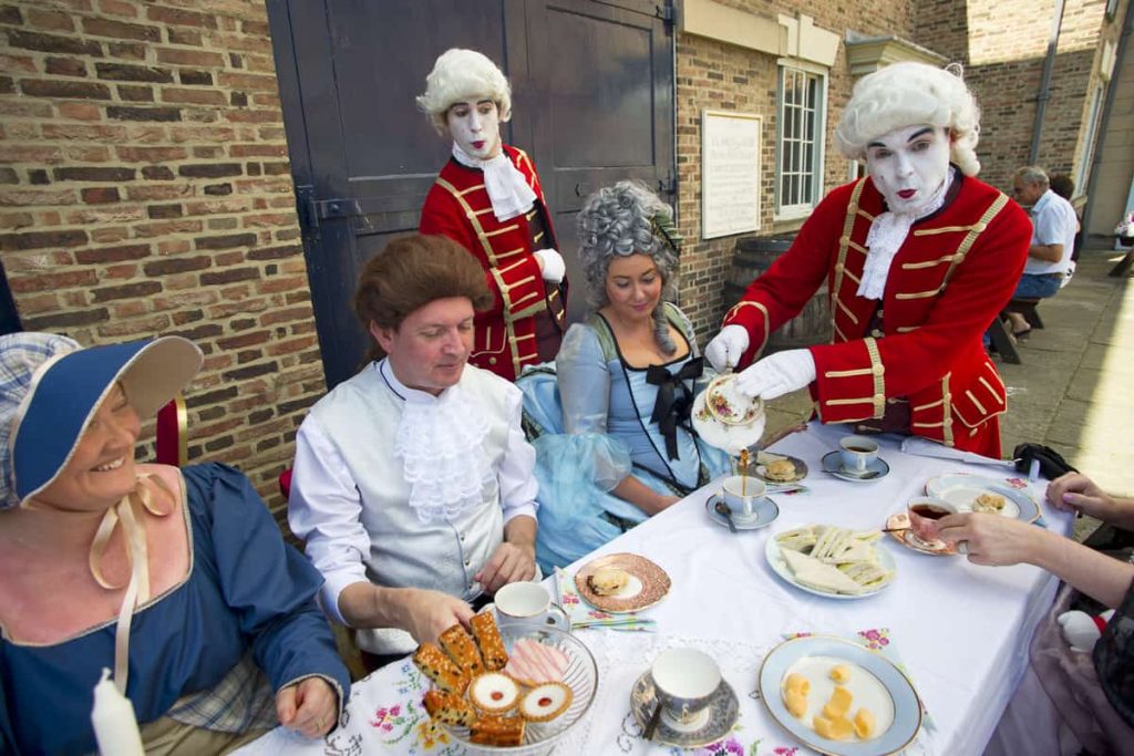 Royal British Footmen Mime Artists available to book for Public Events in the UK.