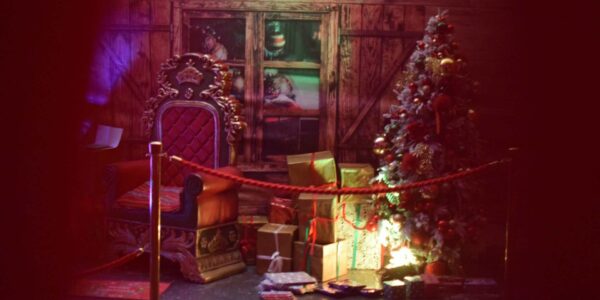 Santas-Grotto-Meet-And-Greet-Experience