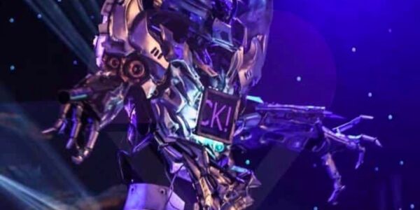 The-Cyborg-Robot-Performer
