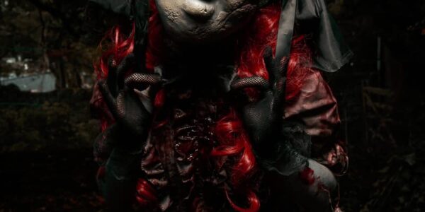 Toys-Of-Torture-Creepy-doll