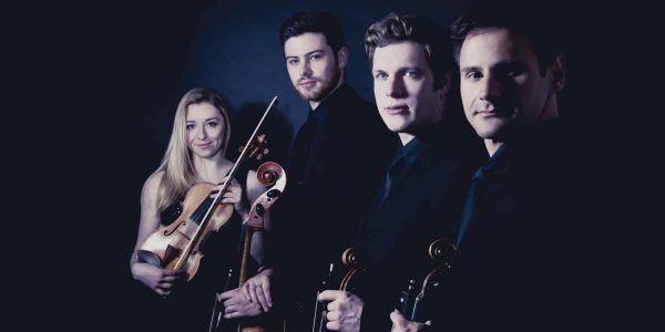 Violinist-and-Musician-Band-Hire