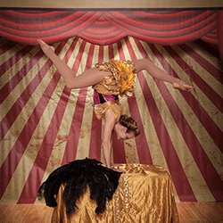 Book our illusionist agency for unique magic shows in London and the UK