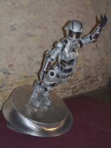 Book our swinging robot for your event. Our swaying robot is available for hire in London and around the UK.