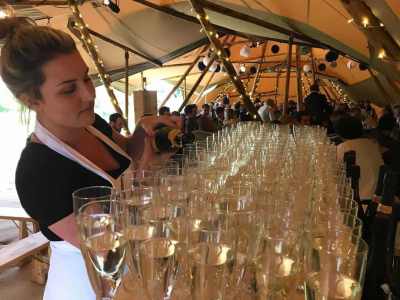 This service would be perfect for your wedding