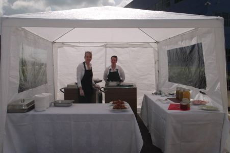 We offer some of the best BBQ chefs in the UK. We offer cooking services to the whole UK.