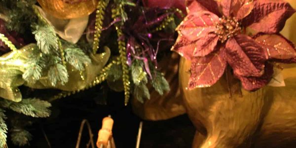 Luxury-Christmas-Decorations-Hippodrome-Casino