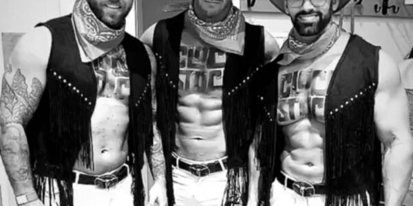 Wild-West-Themed-Cowboys-For-Hire