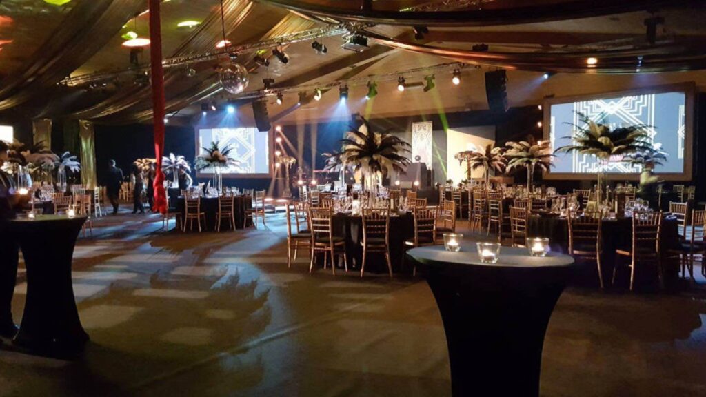 1920's themed gala dinner event space.