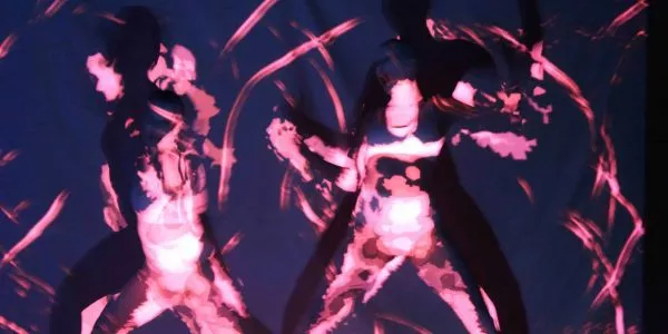 American-Horror-Story-3D-Mapping-Dance-Show