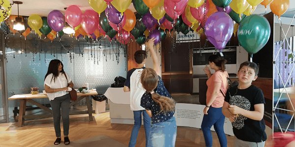 BSH-Corporate-Fun-Day-Balloons