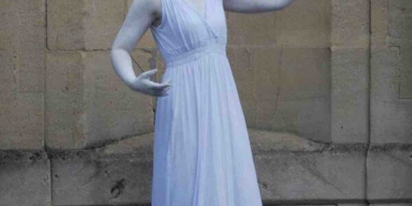 Crystal-Ball-Juggler-Greek-Statue