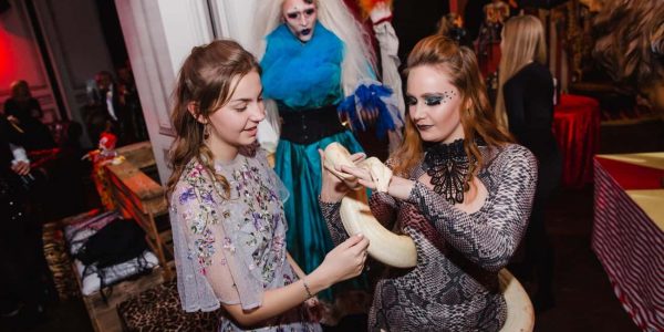 Halloween-Birthday-Party-Snake-Charmer