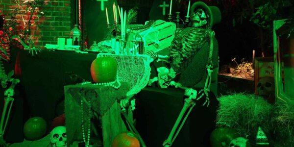 Halloween-House-Dressing-Bespoke-Skeleton-Prop-Graves-Candles