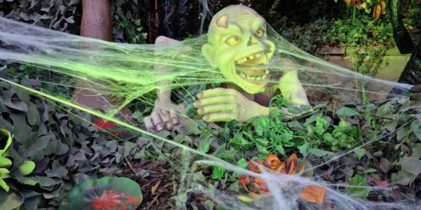 Halloween-House-Dressing-Crawling-Zombie-Prop
