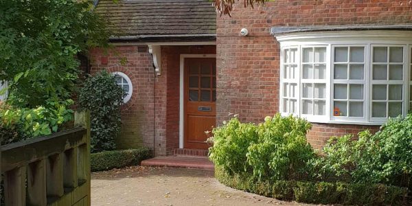 Halloween-House-Dressing-Hampstead-Way-Before