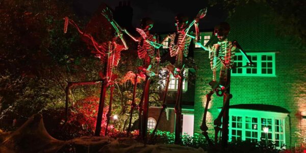 Halloween-House-Dressing-Hanging-Skeletons-Decoration