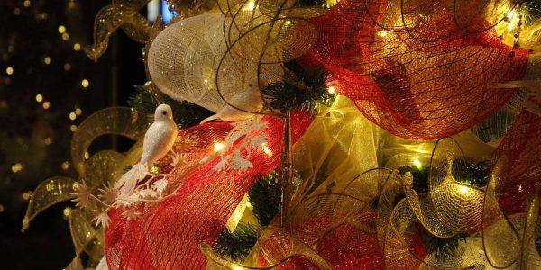 Hippodrome-Casino-Christmas-Tree-Decorations
