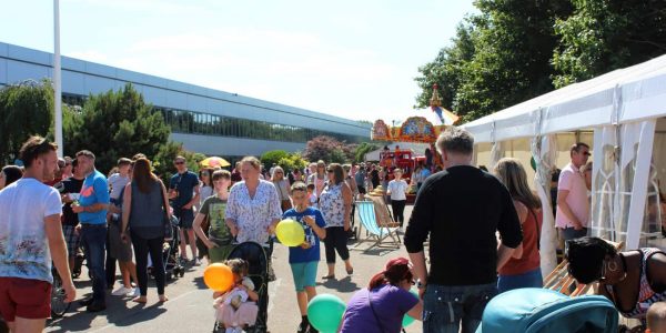 Large-Scale-Family-Fun-Day-BSH