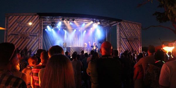 Music-Stage-Appearance-Festival