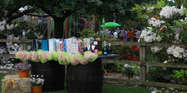 Private-Garden-Festival-Party-Props