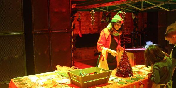 RBC-Corporate-Christmas-Party-Entertainer