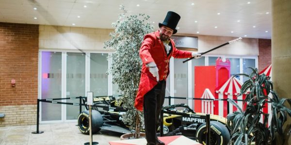 Renault-F1-Circus-Performer