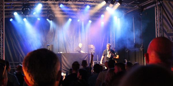 Stage-Performance-Blue-Chip-Festival