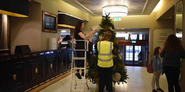 Team-Setting-Up-Decorations-Lobby-Waldorf