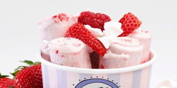 The-Rolling-Ice-Cream-Parlour