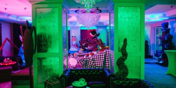 Twisted-Alice-In-Wonderland-Event-Space