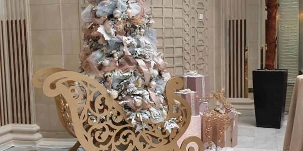 Waldorf-Hilton-London-Christmas-Trees