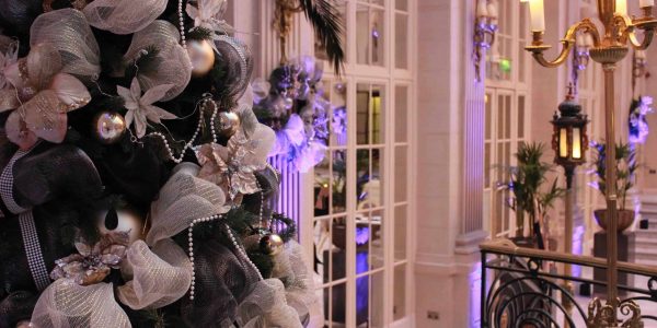 White-Silver-Christmas-Decorations-Palm-Court