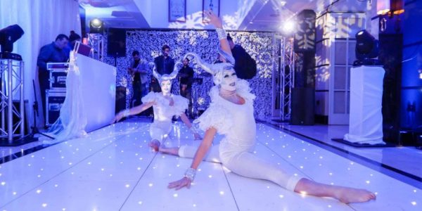 Winter-Wonderland-Christmas-Party-Dancers