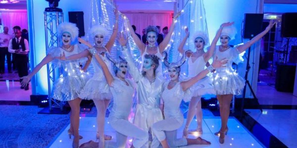 Winter-Wonderland-Performer-Group