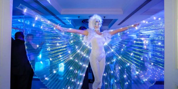 Winter-Wonderland-Themed-Dancer
