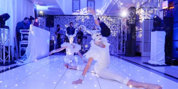 Winter-Wonderland-Themed-Event-Snow-Queen-Performers