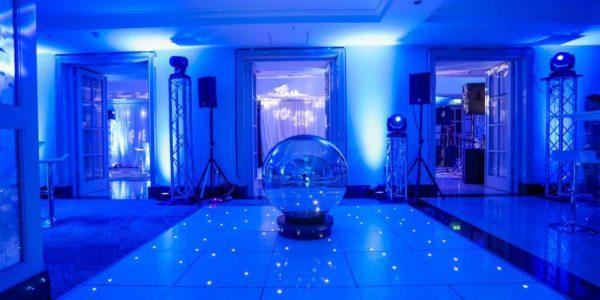 Winter-Wonderland-Themed-Party-Event-Space