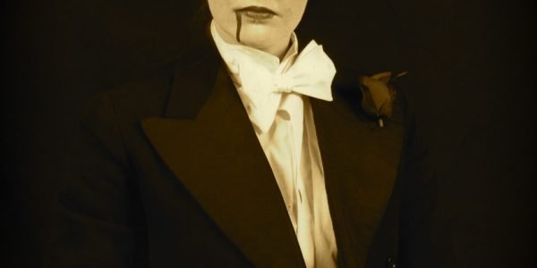 Contact Juggling vampires halloween entertainment hire