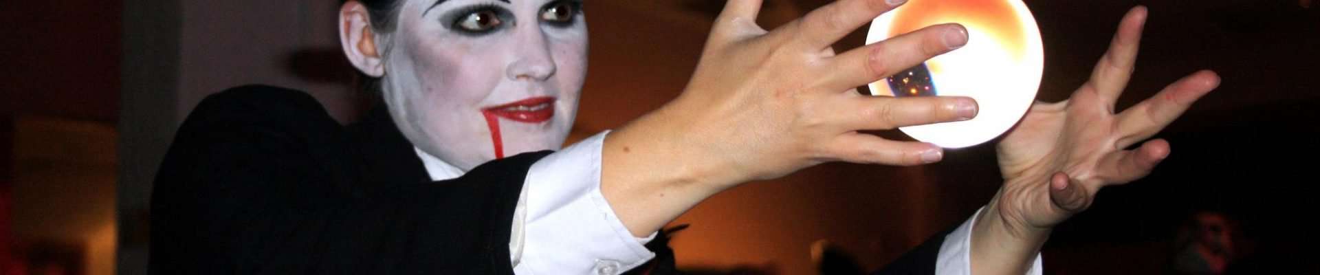 Halloween Contact Juggler Halloween Contact Juggler
