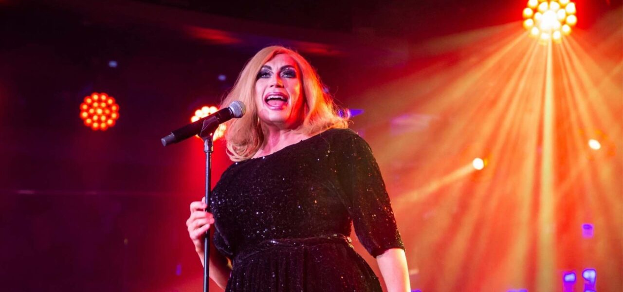 Adele-Live-Lip-Sync-Queen