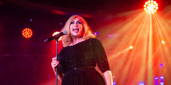 Adele-Live-Lip-Sync-Queen